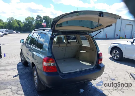 2005 Toyota Highlander V6 from USA, damaged, VIN JTEEP21A350101864